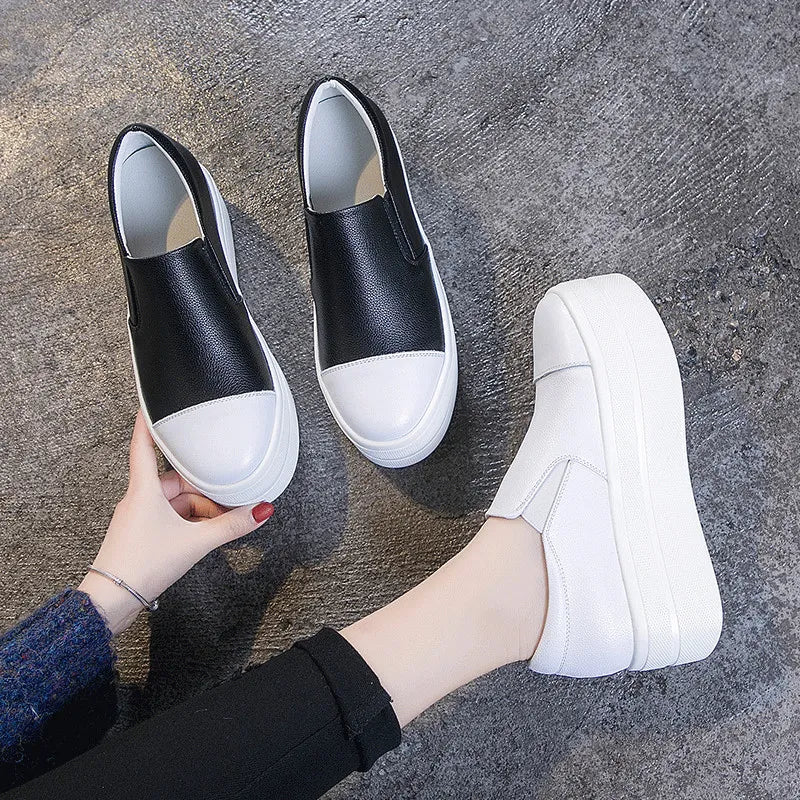 Women's Flats 2019 Spring Autumn Genuine Leather Shoes Woman Slip On Shoes Casual Thick Sole White/Black Platform Sneakers