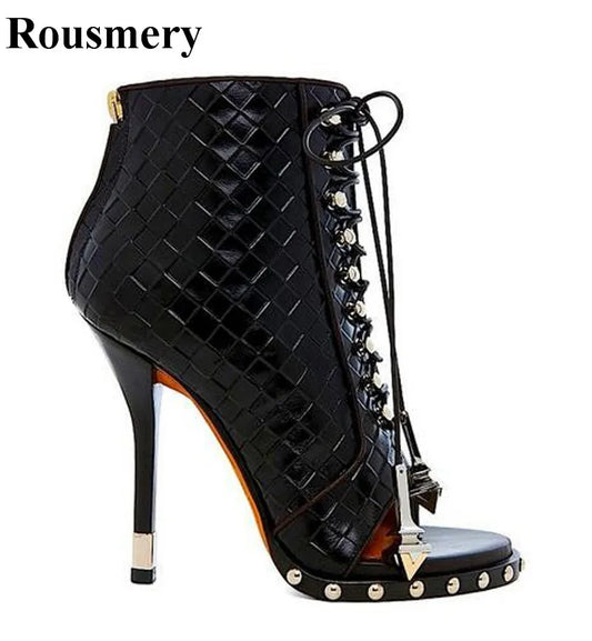 New Popular Design Open Toe Pattern Leather Lace-up Ankle High Heel Boots Women Spike Short Gladiator Boots Dress Shoes